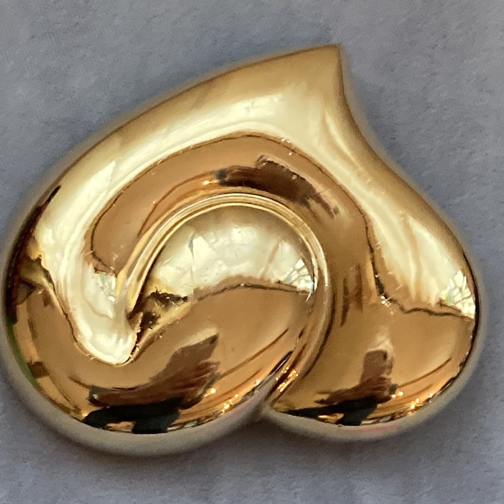 Puffy Heart belt buckle in gold color brass - Picture 4 of 14